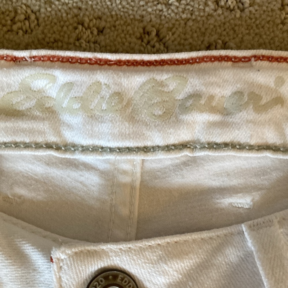 Eddie Bauer white stretch jeans - Picture 3 of 7